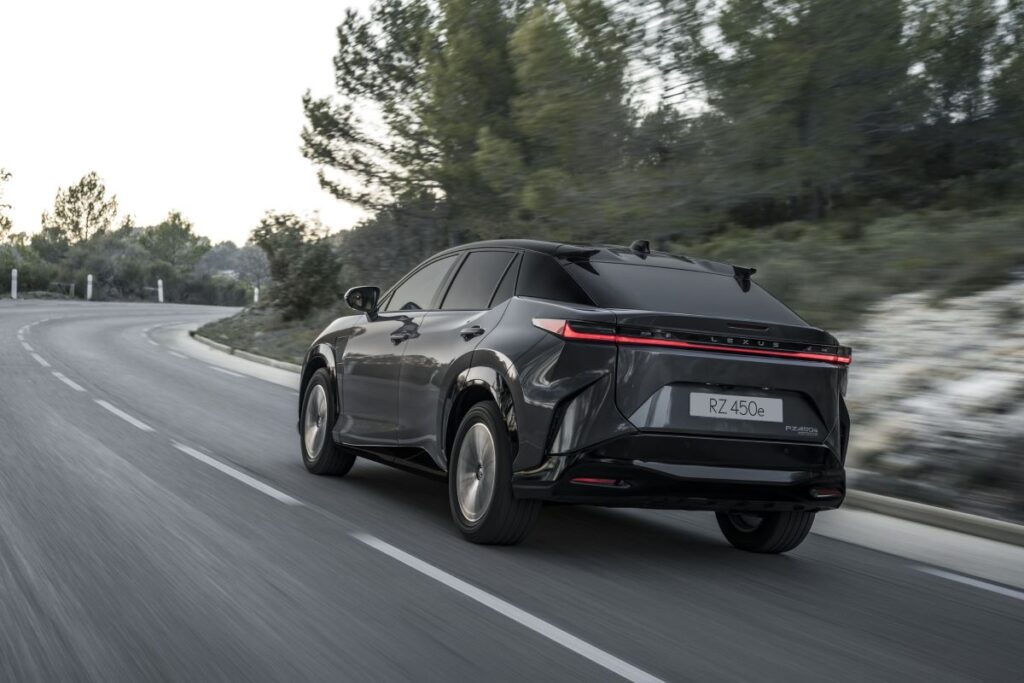 La Euro NCAP dio a conocer la clasificación de seguridad del Lexus RZ