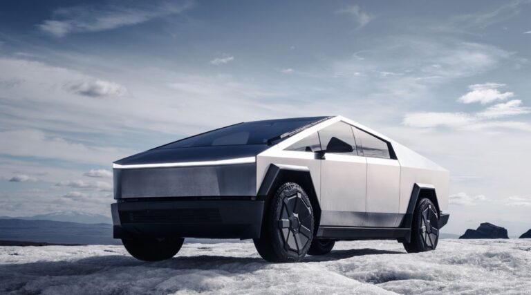 El Tesla Cybertruck llegará con una nueva actualización de software todoterreno