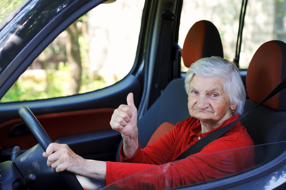 5 Autos con Asientos Ergonómicos y Buen Espacio Interior para la Tercera Edad