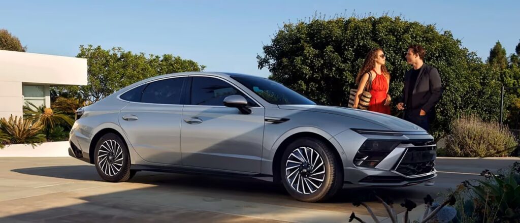 Los 5 híbridos del 2026 con la transición más suave entre motor eléctrico y de gasolina