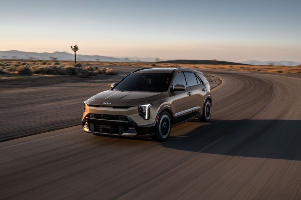 El Kia Niro del 2027 perfecciona su fórmula de Crossover Híbrido